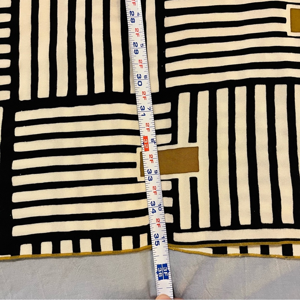 Iguana Stylish Shift Dress Black, Gold and White Geometric Design. Large.‎ - Picture 8 of 10